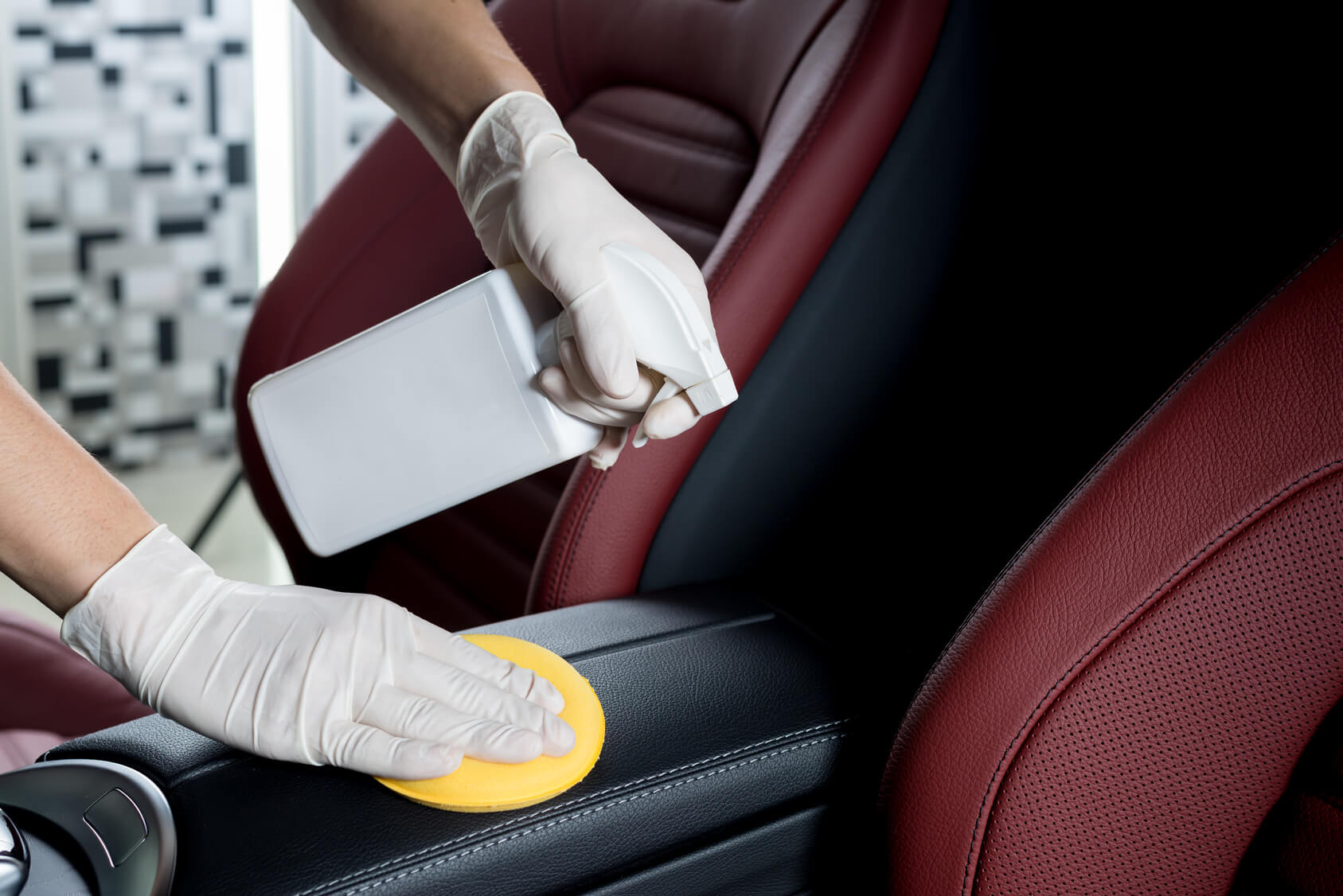 5 conseils pour nettoyer les sièges en cuir d'une voiture - Blog gs27