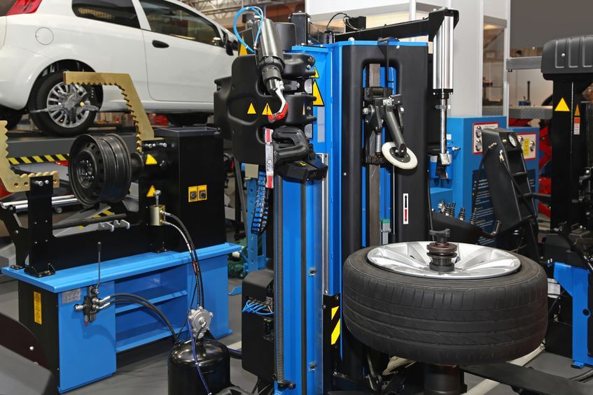 Automobile : les équipements indispensables dans un garage